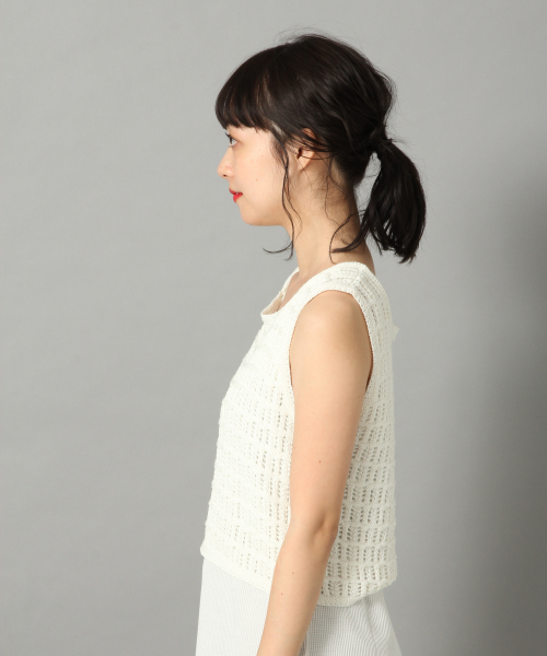 LOWRYS FARM(ローリーズファーム)の「スカシガラノースリーブ 838067(ニット/セーター・レディース・オフホワイト/ブラウン/ブラック・FREE)」の11枚目の写真