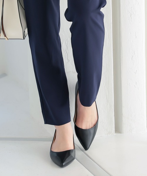 KOBE LETTUCE（コウベレタス）の「ポインテッドトゥベーシックフラットパンプス（パンプス・レディース・ブラック/パイソン/テラコッタ/グレイッシュベージュ/その他/レオパード/グリーン/パープル/ブラウン系その他/ピンク/シルバー/ブラウン/イエロー/ライトグリーン/その他1/ホワイト系その他/ピンク系その他/ホワイト/ブラック系その他/カーキ/ブラック系/ベージュ系/その他2/ホワイト系その他2・LL/S/M/L）」の7枚目の写真