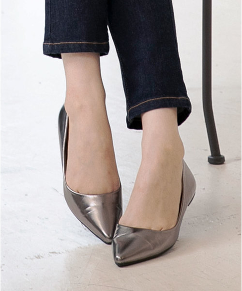 KOBE LETTUCE（コウベレタス）の「ポインテッドトゥベーシックフラットパンプス（パンプス・レディース・ブラック/パイソン/テラコッタ/グレイッシュベージュ/その他/レオパード/グリーン/パープル/ブラウン系その他/ピンク/シルバー/ブラウン/イエロー/ライトグリーン/その他1/ホワイト系その他/ピンク系その他/ホワイト/ブラック系その他/カーキ/ブラック系/ベージュ系/その他2/ホワイト系その他2・LL/S/M/L）」の21枚目の写真