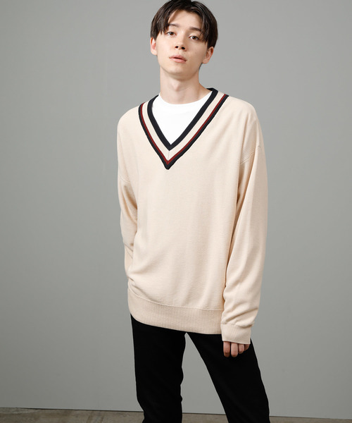 JUNRED（ジュンレッド）の「チルデンVネックビッグニット（ニット/セーター・メンズ・ベージュ/ネイビー・M/L）」の2枚目の写真