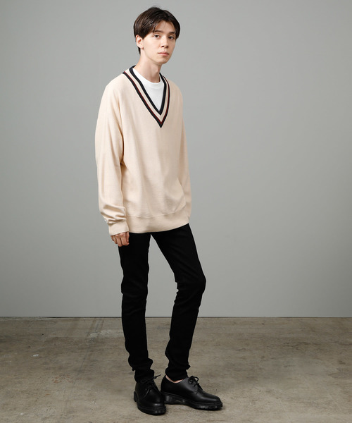 JUNRED（ジュンレッド）の「チルデンVネックビッグニット（ニット/セーター・メンズ・ベージュ/ネイビー・M/L）」の4枚目の写真