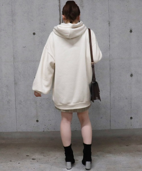 PairPair（ペアペア）の「男の子＆女の子お菓子プリントビッグパーカー（パーカー・レディース・アイボリー/モカ・FREE）」の8枚目の写真