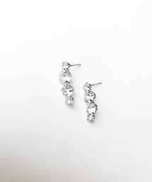 シックネスデザインピアス