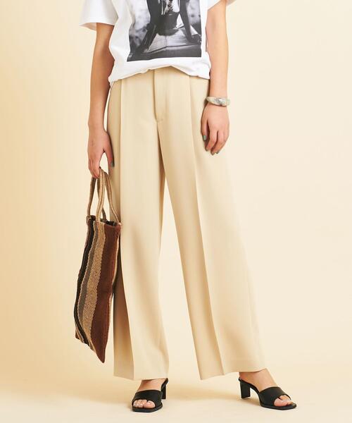 BEAUTY&YOUTH UNITED ARROWS（ビューティーアンドユースユナイテッドアローズ）の「BY∴ ジョーゼットタックワイドパンツ -ウォッシャブル-о（その他パンツ・レディース・ナチュラル/ベージュ/イエロー・MEDIUM/SMALL/LARGE）」の16枚目の写真