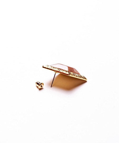 Ayler(アイラー)の「Ayler アイラー / Piace ストーンカットピアス(ピアス(両耳用)・レディース・エメラルド/グレー/ブラウン・FREE)」の8枚目の写真