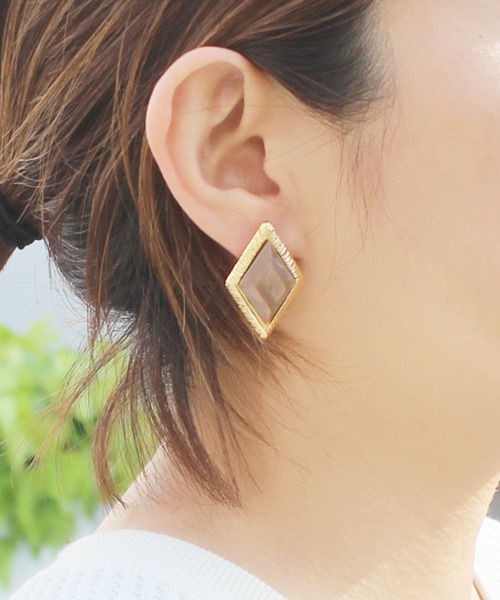 Ayler(アイラー)の「Ayler アイラー / Piace ストーンカットピアス(ピアス(両耳用)・レディース・エメラルド/グレー/ブラウン・FREE)」の16枚目の写真