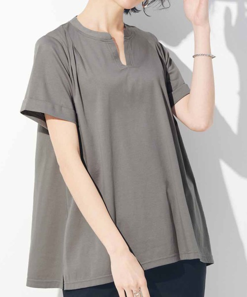 IEDIT(イディット)の「IEDIT 抗菌防臭シルケットカットソーのきれいめトッパーブラウス(シャツ/ブラウス・レディース・グレー/ブラック/ホワイト・SMALL/MEDIUM/LARGE/X-LARGE/XX-LARGE)」の3枚目の写真