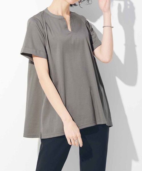 IEDIT(イディット)の「IEDIT 抗菌防臭シルケットカットソーのきれいめトッパーブラウス(シャツ/ブラウス・レディース・グレー/ブラック/ホワイト・SMALL/MEDIUM/LARGE/X-LARGE/XX-LARGE)」の5枚目の写真