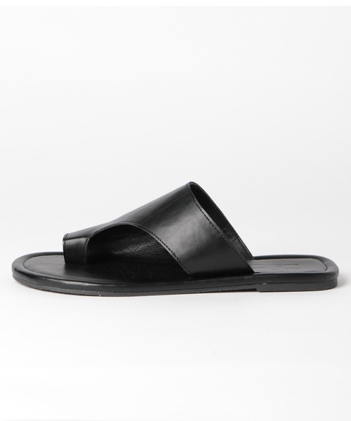 LAKOLE(ラコレ)の「トングフラットサンダル / LAKOLE(サンダル・レディース・キャメル/クリーム/ブラック・LARGE/MEDIUM)」の5枚目の写真