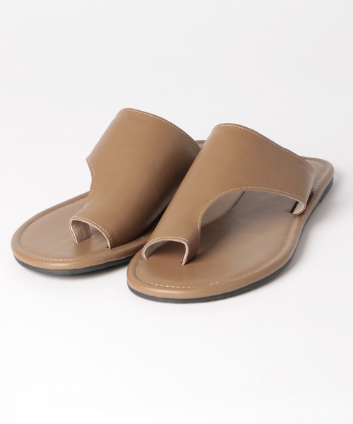 LAKOLE(ラコレ)の「トングフラットサンダル / LAKOLE(サンダル・レディース・キャメル/クリーム/ブラック・LARGE/MEDIUM)」の14枚目の写真