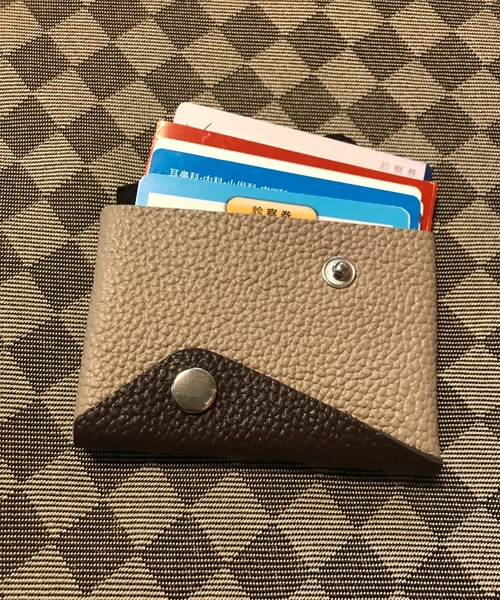 PARKS TOKYO SELECT(パークストウキョウセレクト)の「【kostikal./コスティカル】(KST)名刺入れ(名刺入れ・メンズ・キャメル/ブラック/ブラウン/ブラック系その他/チョコ/ライトグリーン/オレンジ/グレイッシュベージュ/ワイン/ブラウン系その他/ピンクゴールド/オレンジ系その他2/パープル系その他/オレンジ系その他/レッド系その他2/ブラック×パープル/ピンク系その他2/ブラウン系その他4/パープル系その他2/ブラウン系その他2/ベージュ系その他/レッド系その他/ブルー系その他2/ベージュ系その他2/ブラック系その他2/ブルー系その他/ピンク系その他/ブラウン系その他3/ネイビー系2/ベージュ系3/ベージュ系4/ベージュ系5/ベージュ系6/ネイビー系/ネイビー系1/レッド系その他6/レッド系その他7/ベージュ系/ベージュ系1/ベージュ系2/ベージュ系その他3/ベージュ系その他4/ベージュ系その他5/ベージュ系その他6/ベージュ系その他7/レッド系その他5/パープル系その他3/レッド系その他3/レッド系その他4/ブラウン系その他5/ブラック系その他3/ブルー系その他3/ピンク系1/ホワイト系その他2/ホワイト系その他3/ピンク系/ブルーグリーン/ターコイズブルー/ピンク/ネイビー/ブラック×ブラック/クリーム/ホワイト系その他/レッド/ホワイト/パープル/ターコイズブルー系/ターコイズブルー系2/ターコイズブルー系3/ピンク系2/サーモンピンク/ピンク系3/ベージュ系7/ピンク系その他3/パープル系その他4/ベージュ系8/ネイビー系3/ホワイト系その他4・ONE SIZE)」の18枚目の写真