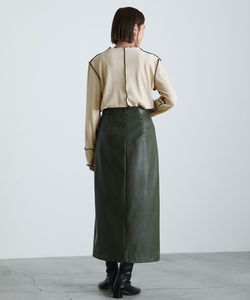 select MOCA（セレクトモカ）の「2021 AW バイカラーリンキングトップス（Tシャツ/カットソー・レディース・ブラック/アイボリー/モスグリーン/カーキ/ベージュ・FREE）」の22枚目の写真