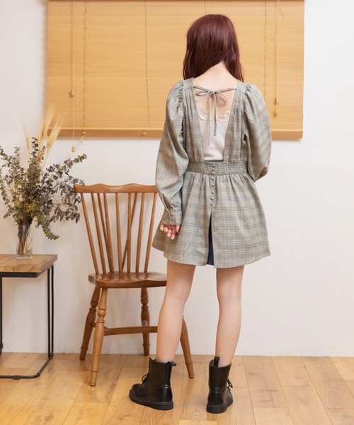 Mysa&Liina(ミーサリーナ)の「後ろリボンペプラムチュニック(チュニック・レディース・ベージュ/ブラウン/グレー・M)」の12枚目の写真