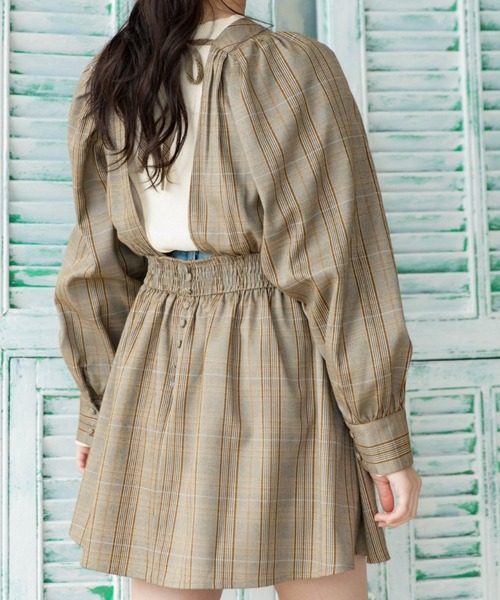 Mysa&Liina(ミーサリーナ)の「後ろリボンペプラムチュニック(チュニック・レディース・ベージュ/ブラウン/グレー・M)」の18枚目の写真