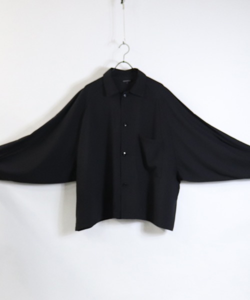 Confirm(コンファーム)の「Confirm / コンファーム ボックスシルエットラグランビッグシャツ(シャツ/ブラウス・メンズ・ブラック/ホワイト/ブルー・M/L)」の20枚目の写真