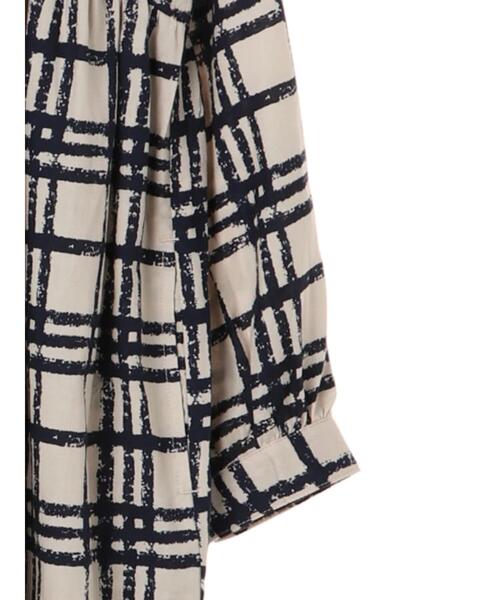 CRAFT STANDARD BOUTIQUE（クラフトスタンダードブティック）の「バンドカラーギャザー2WAYワンピース●（ワンピース・レディース・ベージュ/チェック/モカ/その他14/グレー/ネイビー・FREE）」の21枚目の写真