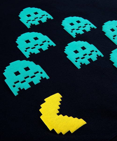 MEDICOM TOY LIFE ENTERTAINMENT(メディコムトイライフエンターテイメント)の「MLE CREW NECK SWEAT "PAC-MAN"(スウェット・メンズ・ネイビー・LARGE/X-LARGE/SMALL/MEDIUM)」の5枚目の写真