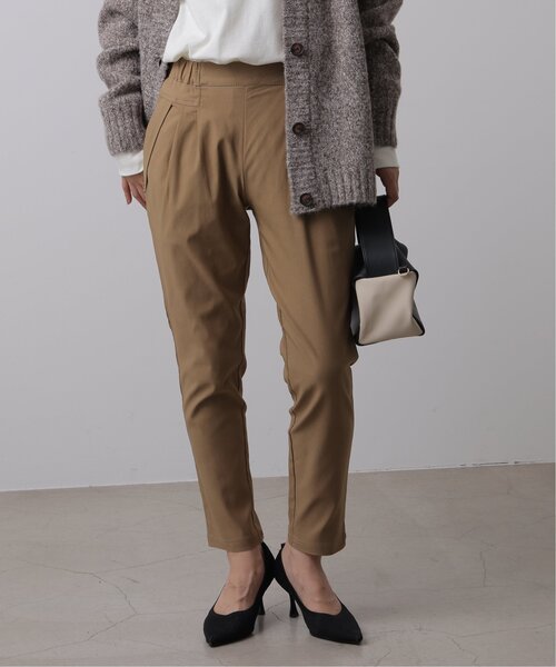 frames RAY CASSIN（フレームスレイカズン）の「S-Lサイズ展開 ストレッチテーパードパンツ（スラックス・レディース・ブラック/ベージュ/ネイビー/カーキ/グレイッシュベージュ・SMALL/MEDIUM/LARGE）」の19枚目の写真