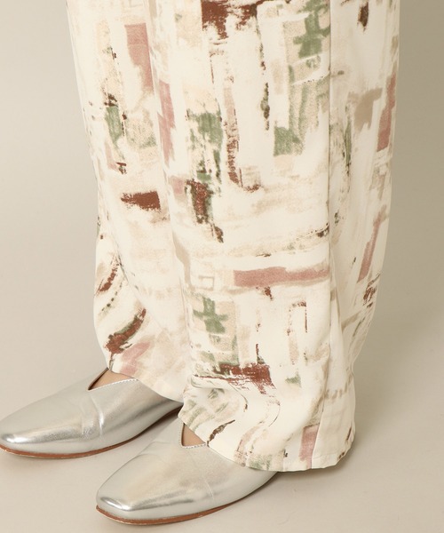 notch.（ノッチ）の「水彩柄リラックスパンツ（その他パンツ・レディース・パープル/ブラウン・TM/M）」の6枚目の写真