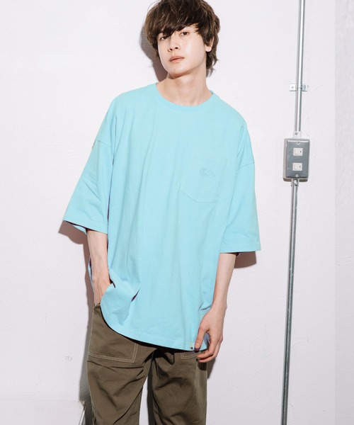 FRUIT OF THE LOOM(フルーツオブザルーム)の「刺繍ポケット付きBIGTシャツ / オーバーサイズ / ユニセックス / シンプル(Tシャツ/カットソー・メンズ・パープル/サックスブルー/イエロー/ピンク・L/XL/M/S)」の1枚目の写真