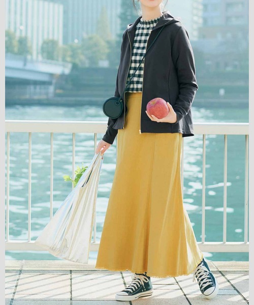 Live in comfort（リブインコンフォート）の「リブ　イン　コンフォート　フレアーラインが素敵な上品パーカー（パーカー・レディース・チャコールグレー/アイボリー・MEDIUM/LARGE/X-LARGE/XX-LARGE/XXX-LARGE/SMALL）」の8枚目の写真