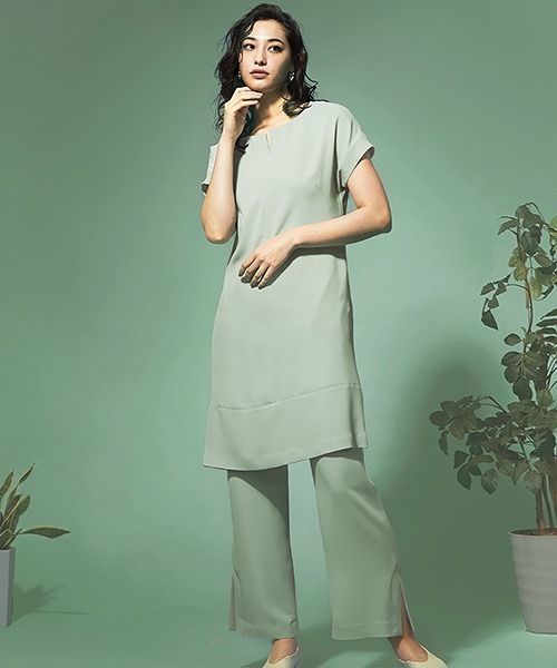 Comme Ca Mature(コムサマチュア)の「ダブルクロスパンツ(スラックス・レディース・グリーン/ネイビー/ベージュ・MEDIUM/LARGE)」の4枚目の写真