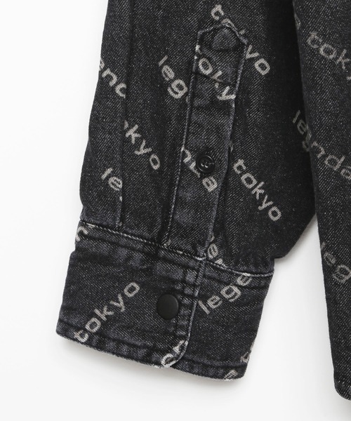 LEGENDA（レジェンダ）の「レジェンダ ロゴ パターン デニムシャツ / LEGENDA Logo Pattern Denim Shirt（シャツ/ブラウス・メンズ・ブラック/インディゴブルー・FREE）」の4枚目の写真