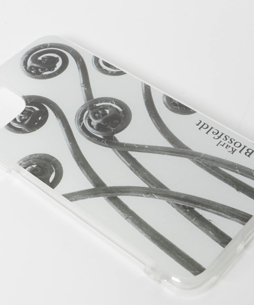 URBAN RESEARCH（アーバンリサーチ）の「Karl Blossfeldt　iphone11/XR（スマホケース/カバー・レディース・その他5/その他7/その他2/その他1/その他3/その他4/その他6・-）」の13枚目の写真