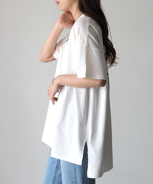 Riberry(リベリー)の「フォトコラージュプリントT(Tシャツ/カットソー・レディース・ベージュ/オフホワイト/スミクロ・FREE)」の7枚目の写真