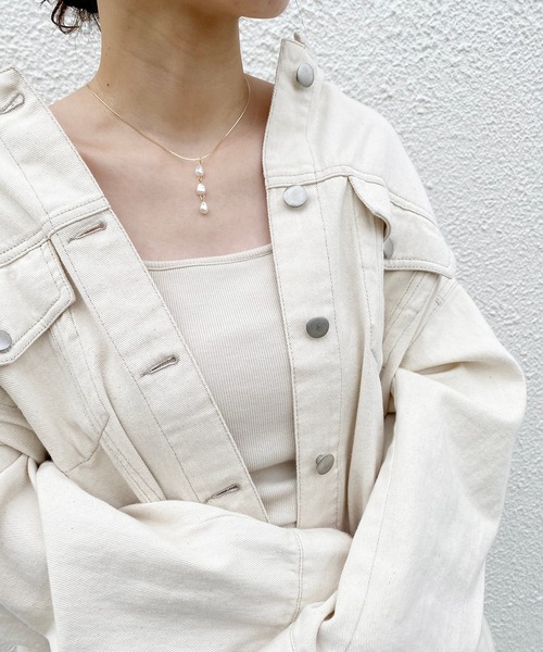 natural couture(ナチュラルクチュール)の「3連パールネックレス(ネックレス・レディース・その他1/その他2・FREE)」の2枚目の写真