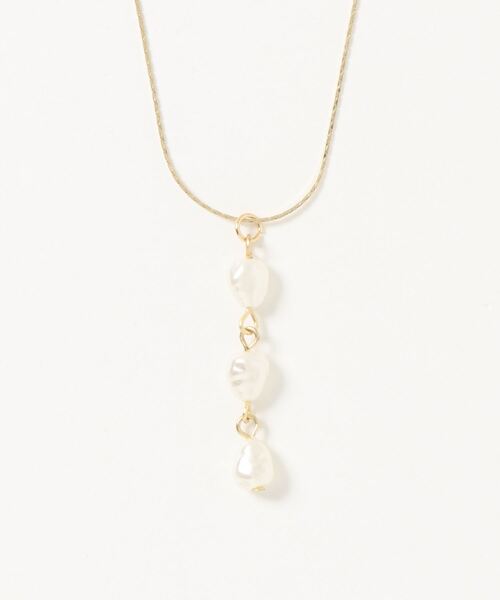 natural couture(ナチュラルクチュール)の「3連パールネックレス(ネックレス・レディース・その他1/その他2・FREE)」の10枚目の写真