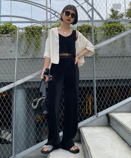 PAGEBOY（ページボーイ）の「ショートオープンカラーシャツ（シャツ/ブラウス・レディース・ブラック/パープル/オフホワイト/ブルー/イエロー系その他・FREE）」の10枚目の写真