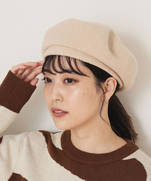 Ray BEAMS(レイビームス)の「Ray BEAMS / ウール ベレー帽(ハンチング/ベレー帽・レディース・ブラック/ベージュ/サックスブルー・ONE SIZE)」の7枚目の写真