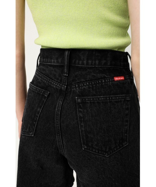 SLY（スライ）の「BRENDAN FLARE S/PT-E フレア ショートパンツ（デニムパンツ・レディース・ブラック・0/2/1）」の6枚目の写真