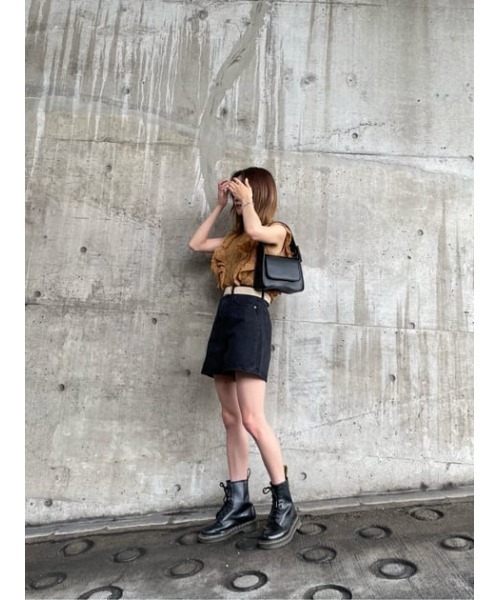 SLY（スライ）の「BRENDAN FLARE S/PT-E フレア ショートパンツ（デニムパンツ・レディース・ブラック・0/2/1）」の15枚目の写真