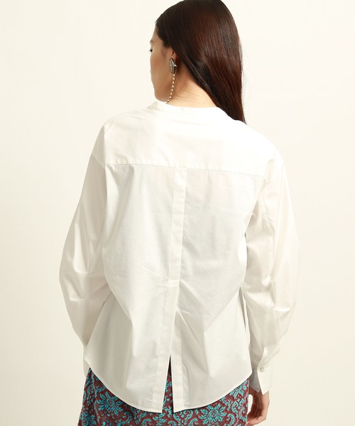 Ray BEAMS（レイビームス）の「Ray BEAMS / カーブスリーブ バンドカラー シャツ（シャツ/ブラウス・レディース・ホワイト/ライトグレー・ONE SIZE）」の7枚目の写真