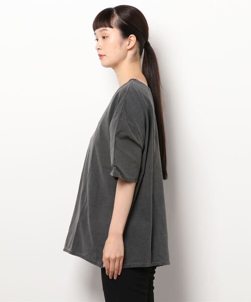 DISCOAT（ディスコート）の「【ARTEX/アルテックス】バックオープンチュニックロングTシャツ（Tシャツ/カットソー・レディース・ホワイト系その他/チャコールグレー・FREE）」の4枚目の写真