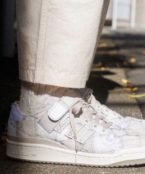 スニーカー adidas FORUM LOW ATMOS SH / アディダス フォーラム ロウ