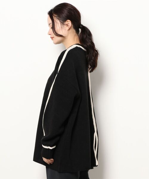BONbazaar（ボンバザール）の「《ロールラインがアクセント》天竺編み配色ロールラインニット（ニット/セーター・レディース・ホワイト系その他/ブラック・FREE）」の3枚目の写真