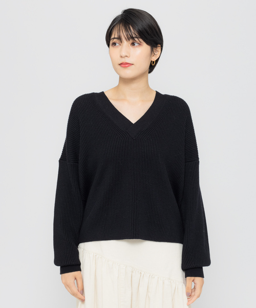 Rouge vif(ルージュヴィフ)の「Vネック両畦ニット(ニット/セーター・レディース・ホワイト/イエロー/グレー/レッド/ブラック・フリー)」の13枚目の写真