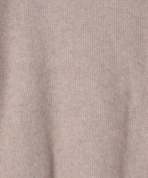 SHIPS（シップス）の「〈手洗い可能〉ヘアリークルーネックプルオーバー◆（ニット/セーター・レディース・ベージュ/ブラック/ライラック/ブラウン/グレー・ONE SIZE）」の13枚目の写真