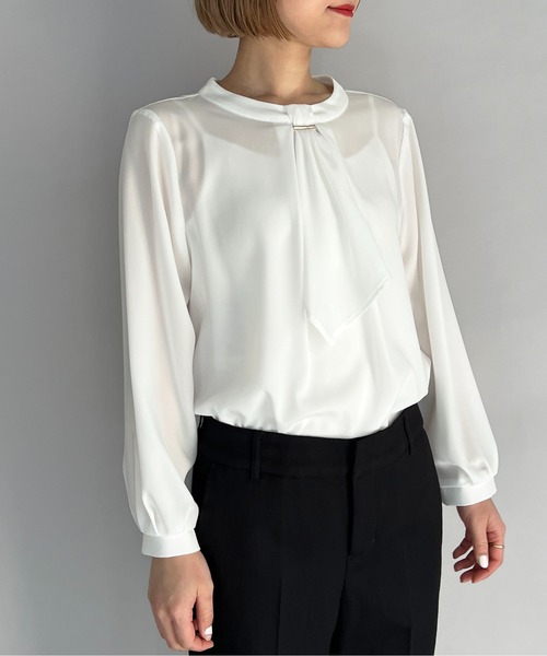 PICCIN(ピッチン)の「メタルパーツ付きボウタイブラウス(シャツ/ブラウス・レディース・オフホワイト/ライトグレー/ネイビー・M)」の8枚目の写真