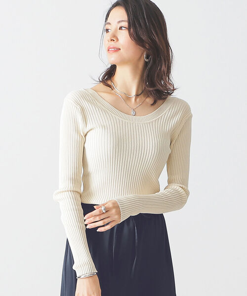 BEAMS LIGHTS(ビームスライツ)の「BEAMS LIGHTS / 12ゲージ バックオープン ロングスリーブ ニット プルオーバー(ニット/セーター・レディース・レッド系その他/グリーン/ホワイト系その他5・ONE SIZE)」の1枚目の写真