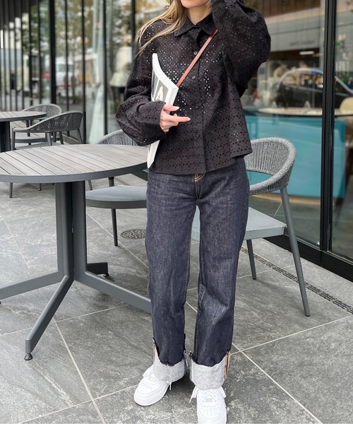 StyleSea(スタイルシー)の「パンチングレースショートシャツブラウス(シャツ/ブラウス・レディース・ブラック/オフホワイト/ライトベージュ・MEDIUM)」の20枚目の写真