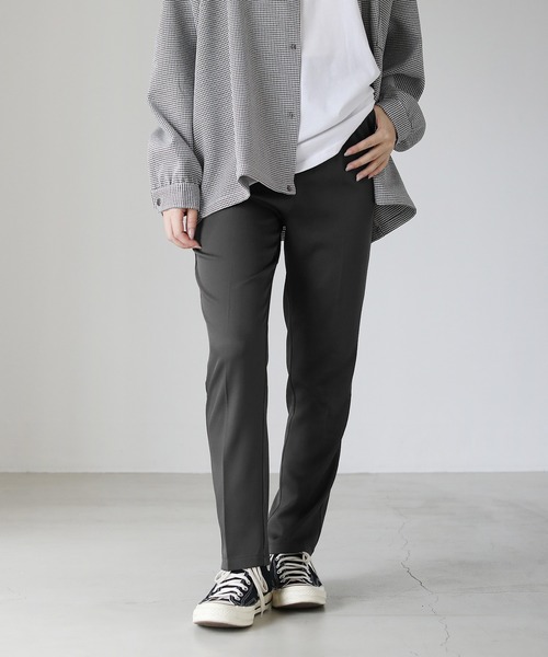 ETELIO（エテリオ）の「センタープレススタンダードテーパードスラックス（スラックス・メンズ・ブラック/アッシュブラウン/オフホワイト/ブルー/チャコール・S/M/L）」の3枚目の写真