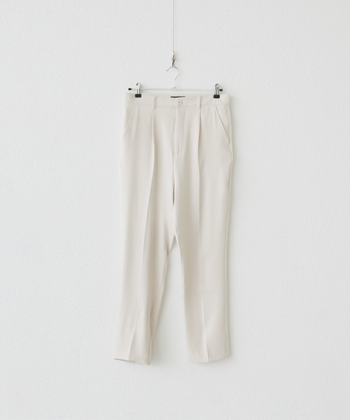 ETELIO（エテリオ）の「センタープレススタンダードテーパードスラックス（スラックス・メンズ・ブラック/アッシュブラウン/オフホワイト/ブルー/チャコール・S/M/L）」の9枚目の写真