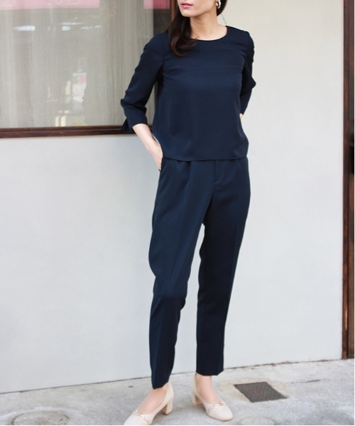 TRUDEA(トルディア)の「【セットアップ対応】ダブルクロステーパードパンツ(スーツパンツ・レディース・ベージュ/ネイビー/ブラック・SMALL/LARGE/X-LARGE/MEDIUM)」の9枚目の写真
