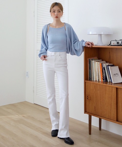 UNE MANSION(ユヌマンション)の「クロップドボレロカーディガンキャミソールセット(カーディガン/ボレロ・レディース・ブラック/ブルー/アイボリー/ベージュ/チャコールグレー・FREE)」の11枚目の写真