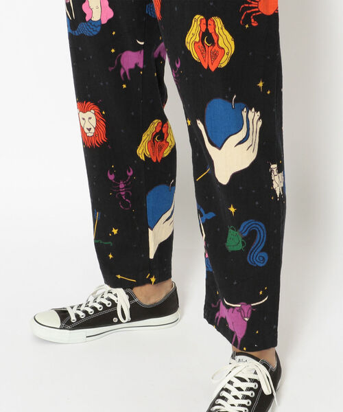 BOHEMIANS（ボヘミアンズ）の「BOHEMIANS/ボヘミアンズ　HOROSCOPE LR LOOSE PANTS ホロスコープルーズパンツ（その他パンツ・メンズ・ブラック・MEDIUM）」の7枚目の写真