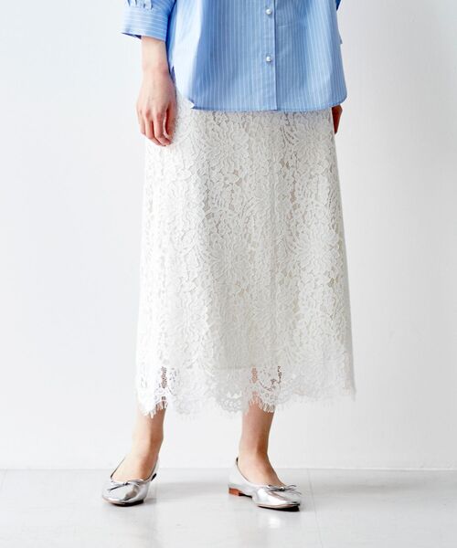 le.coeur blanc(ルクールブラン)の「コードレースストレートスカート(スカート・レディース・オフホワイト/グリーン/ネイビー・36/38)」の8枚目の写真